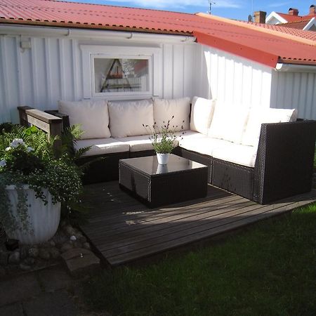 Accommodation For 2 In The Center City Of Lysekil Εξωτερικό φωτογραφία