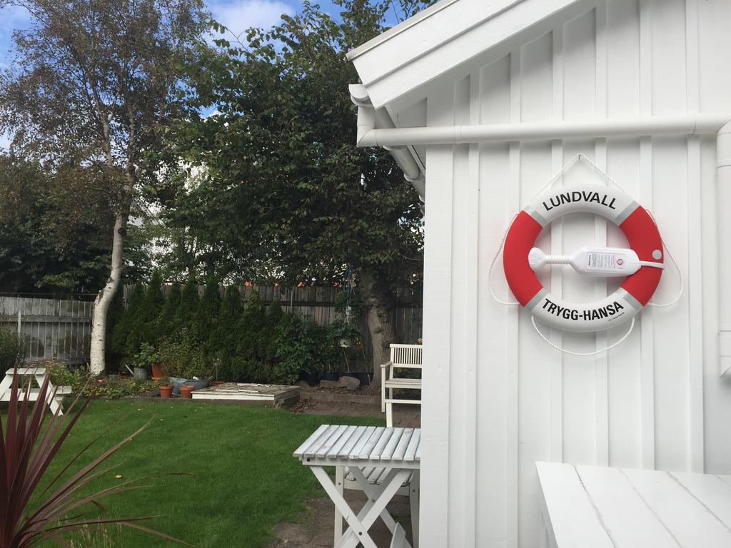 Accommodation For 2 In The Center City Of Lysekil Εξωτερικό φωτογραφία